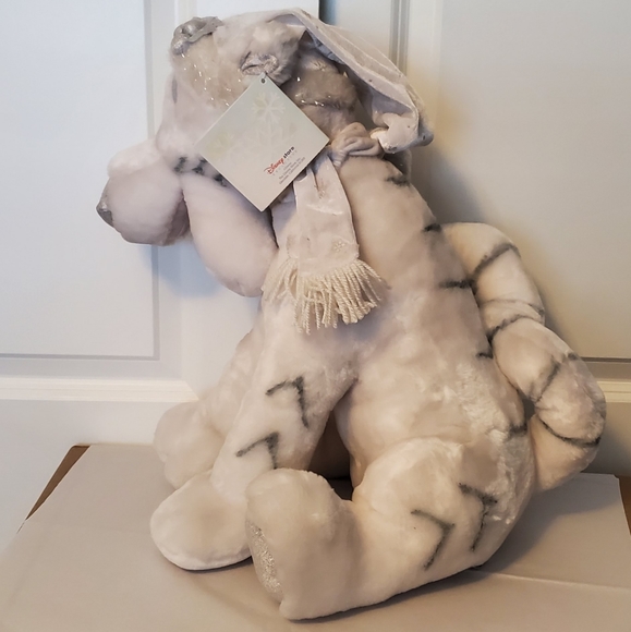 Vintage Tigger - Snowflake Tigger -Disney Store Exclusive - Snowflake Pa… - Picture 2 of 12